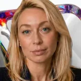Елена Ли